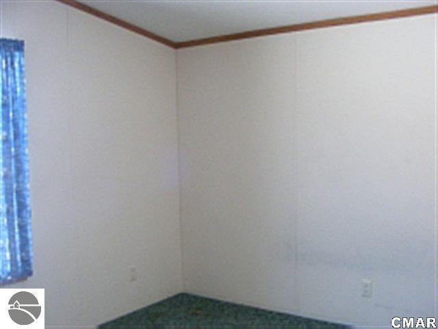 2612 North Pingree Road Alma, MI 48801 - Photo 12 of 14 1767647-11.JPG
