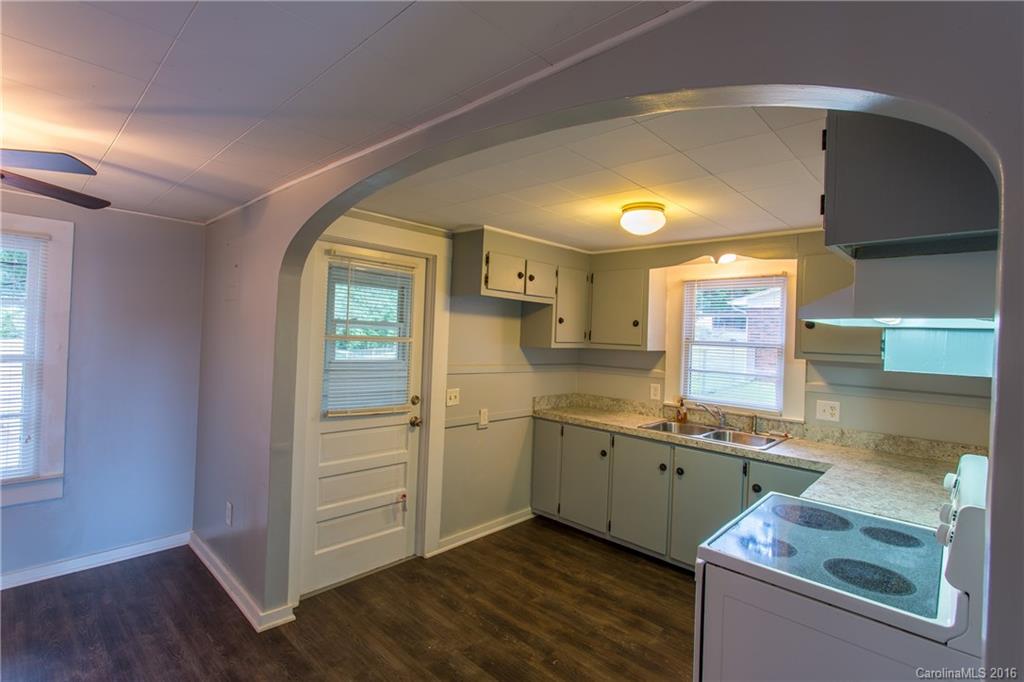 1447 Riley Street Albemarle, NC 28001 - Photo 4 of 23 Gallery Image 4