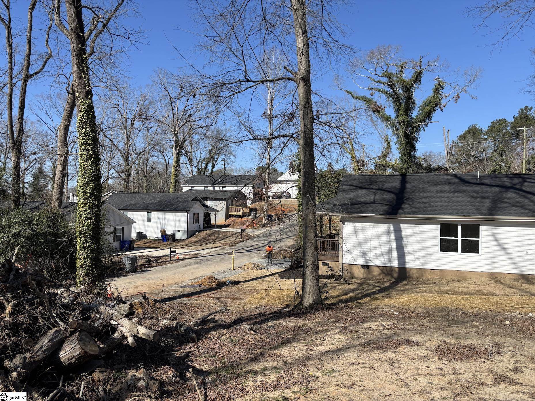 135 George Street Spartanburg, SC 29306 - Photo 5 of 8