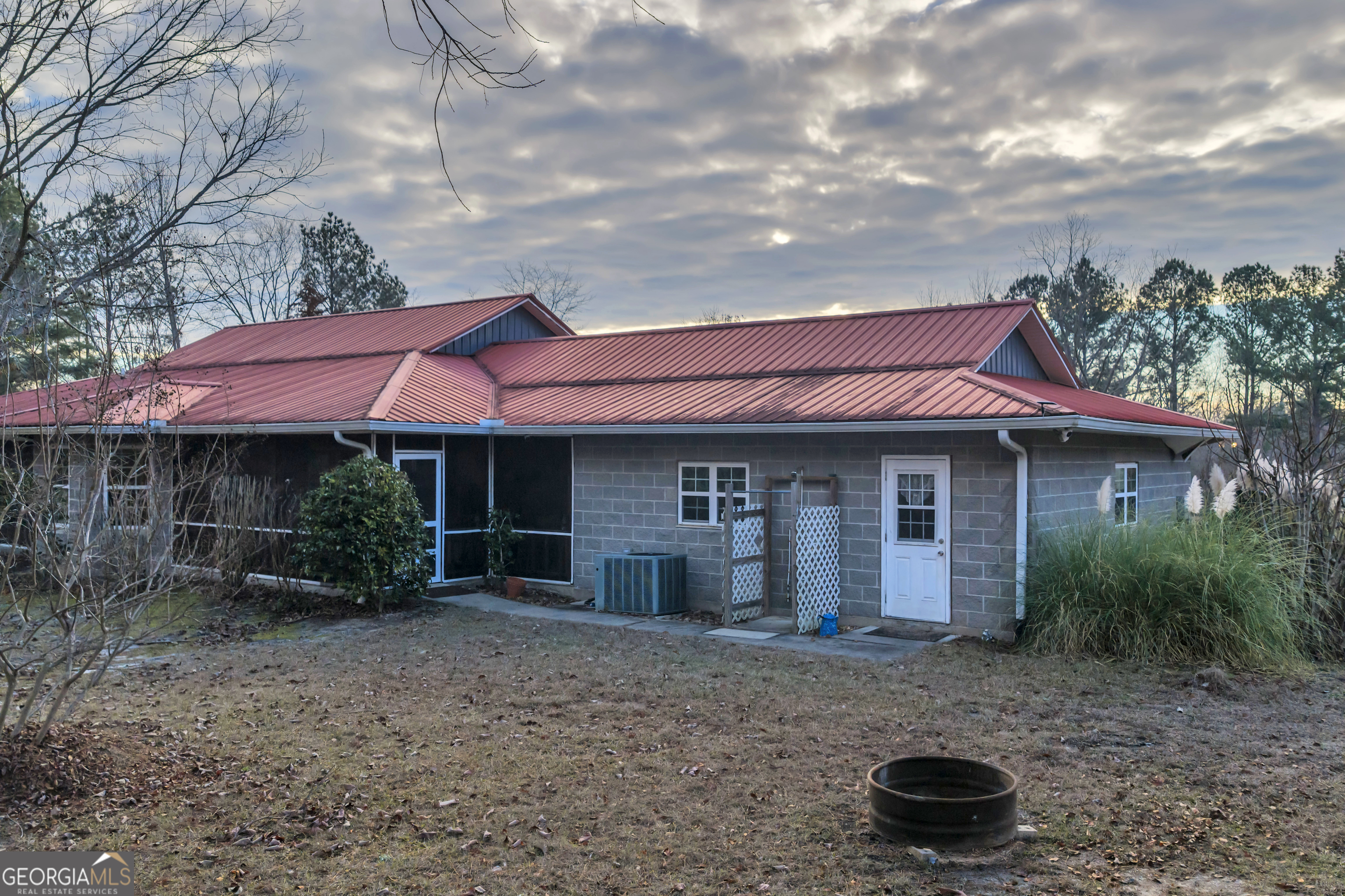241 Foskey Cemetery Road Adrian, GA 31002 - Photo 17 of 95