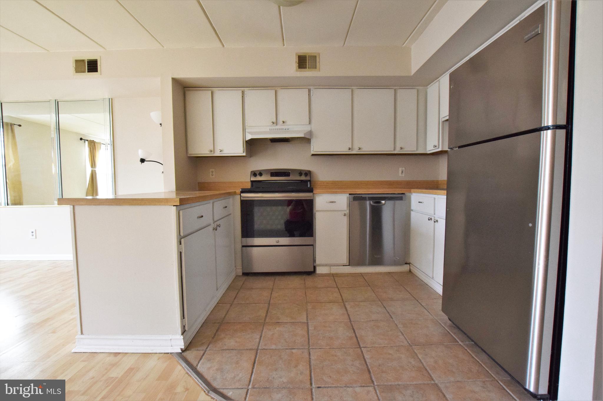 216 Chester Pike Ridley Park, PA 19078 - Photo 23 of 62