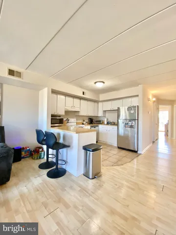 $2,450 | 216 Chester Pike, Ridley Park, PA 19078