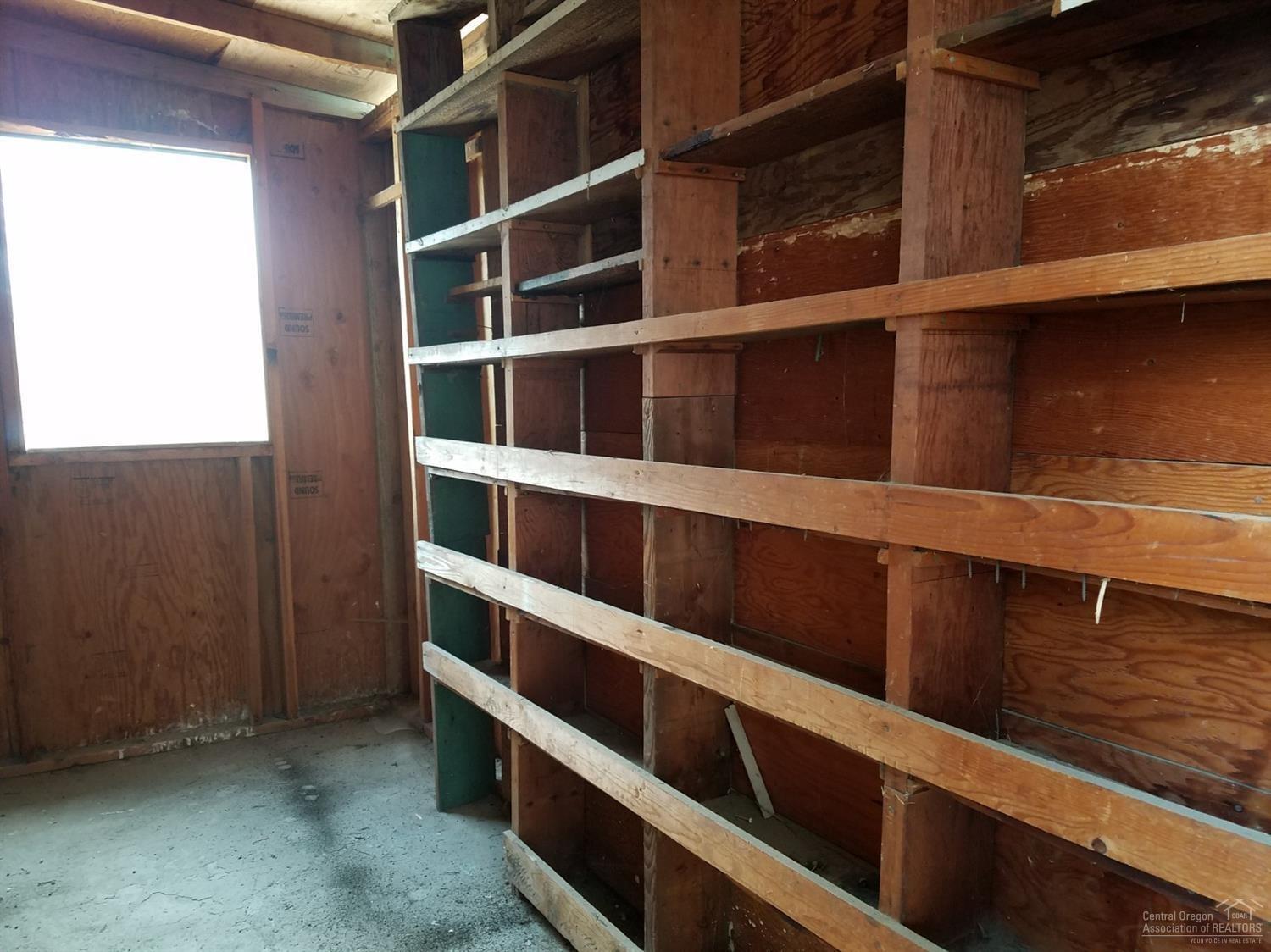 1270 Southwest Crestview Road Prineville, OR 97754 - Photo 20 of 21 The detached shop/storage building has t