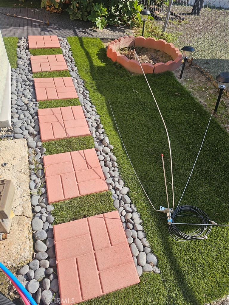 206 Lyon, Unit 109 Hemet, CA 92545 - Photo 11 of 11 a view of an outdoor space