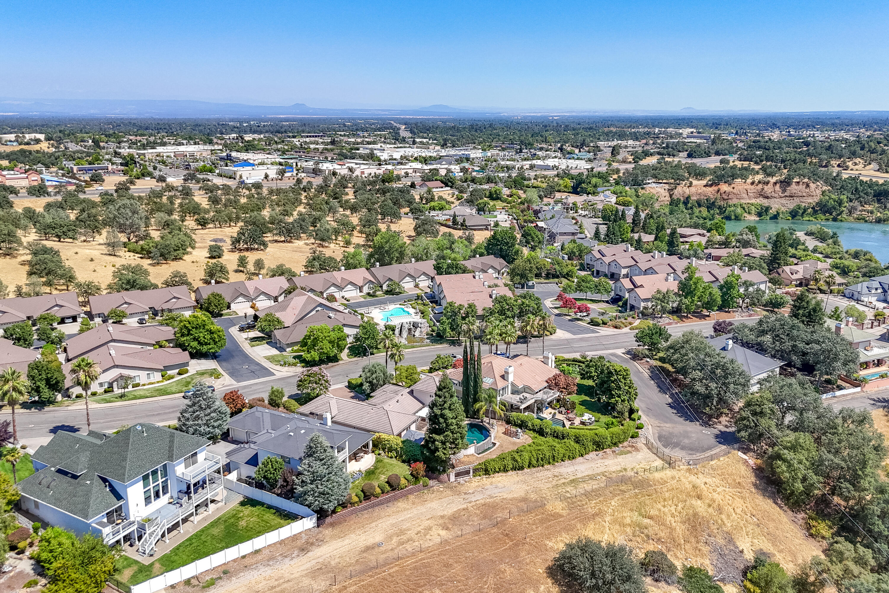 864 River Bend Road Redding, CA 96003 - Photo 113 of 115 VIEW SOUTHEAST