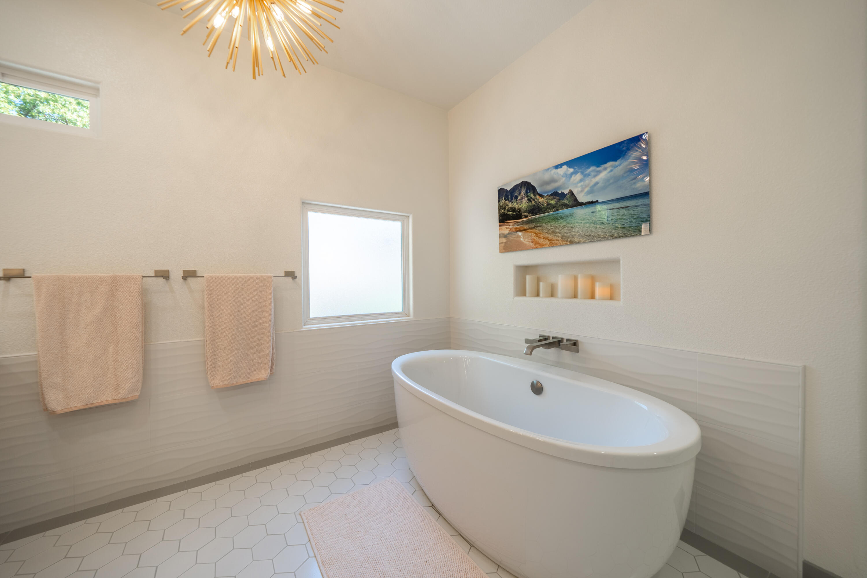864 River Bend Road Redding, CA 96003 - Photo 45 of 115 SEPARATE TUB
