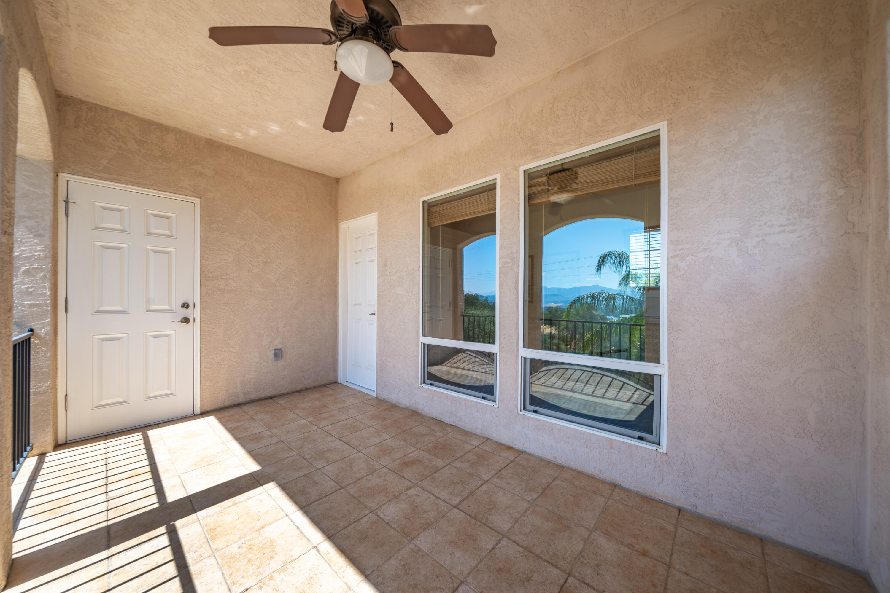 864 River Bend Road Redding, CA 96003 - Photo 54 of 115 COVERED PATIO