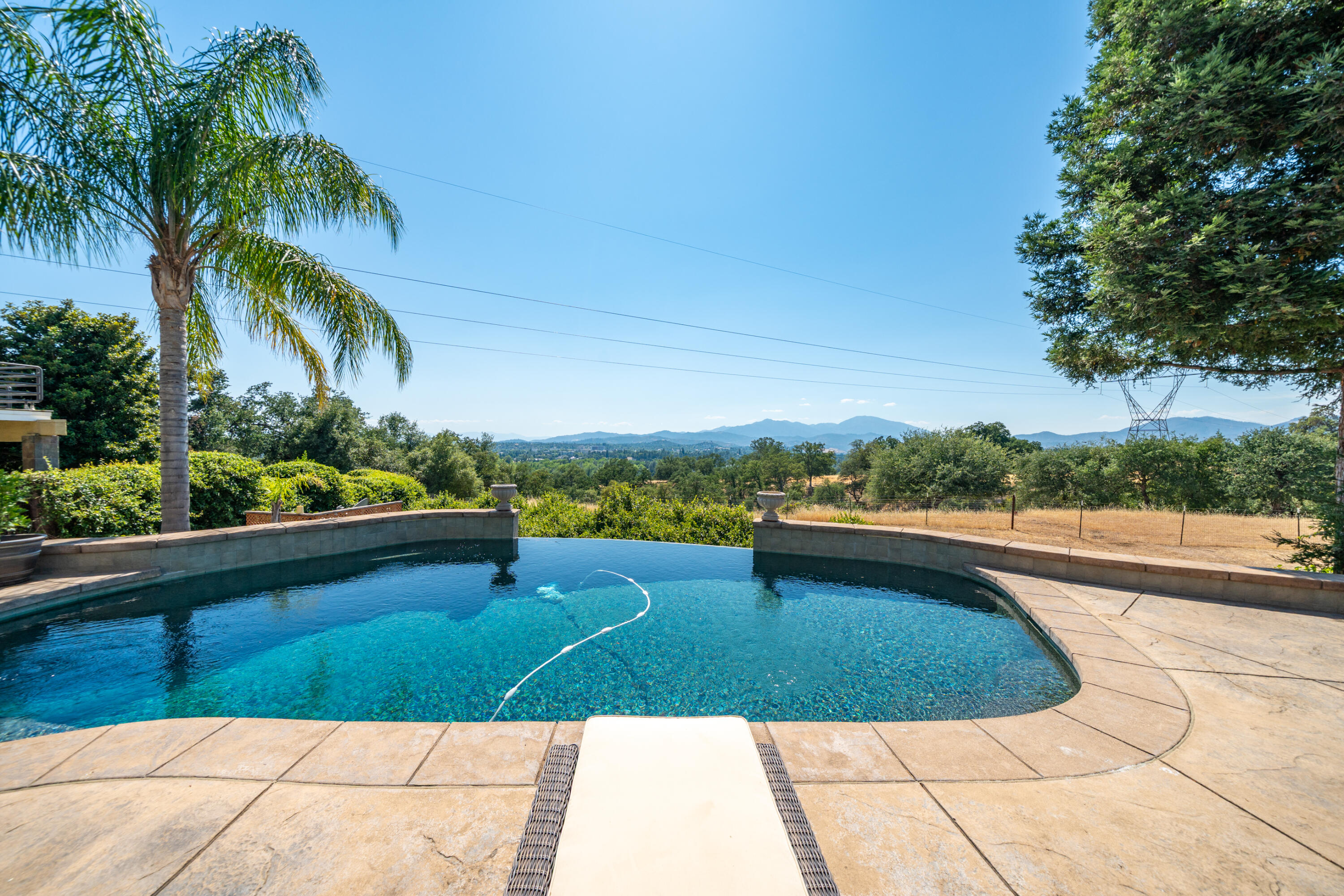 864 River Bend Road Redding, CA 96003 - Photo 66 of 115 REFRESHING POOL
