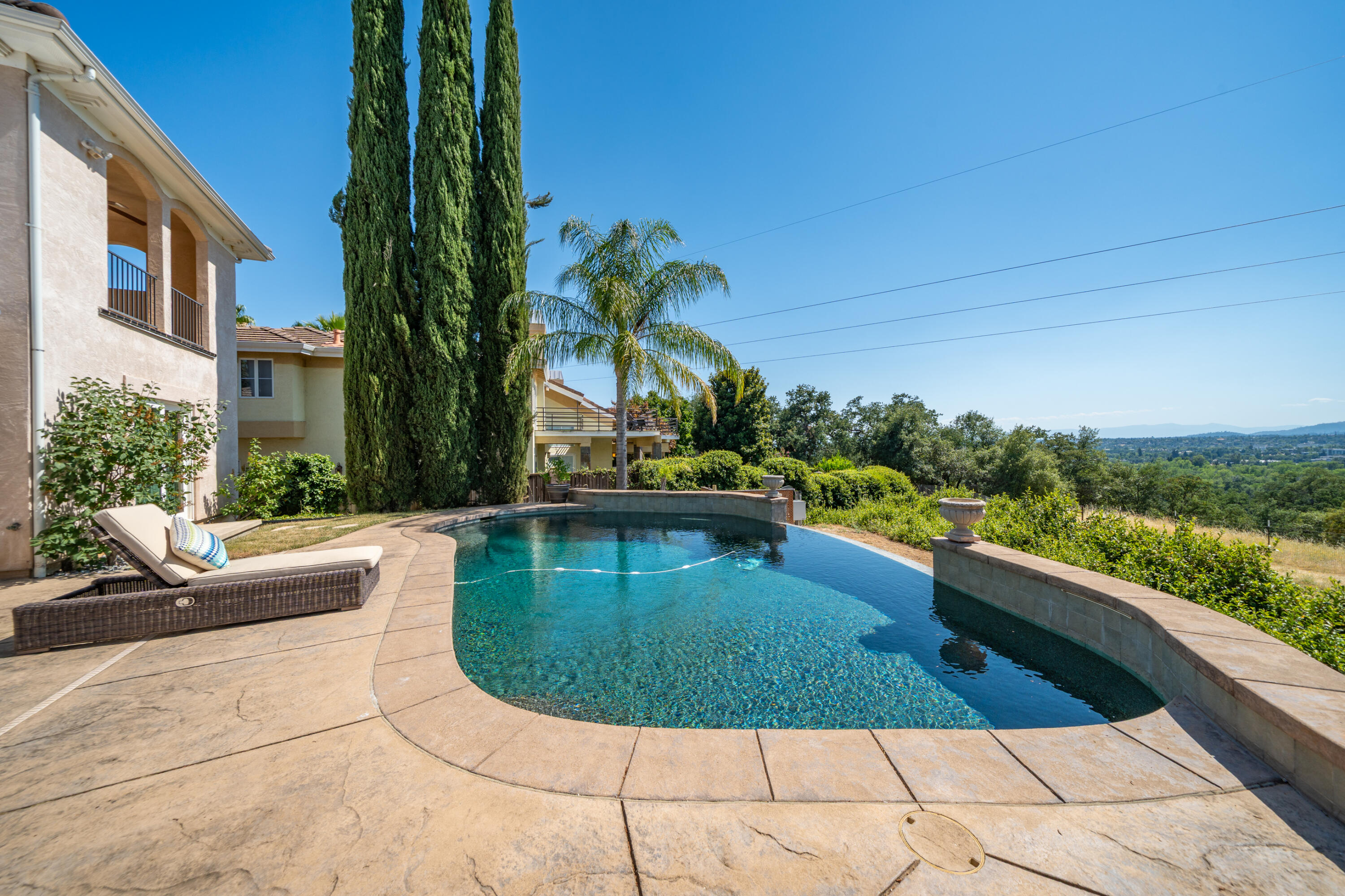 864 River Bend Road Redding, CA 96003 - Photo 68 of 115 VIEW SOUTH