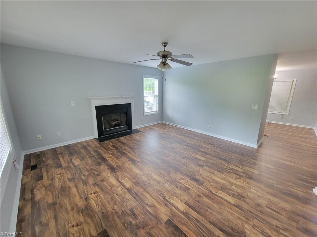 629 Kenneth Road Greensboro, NC 27455 - Photo 3 of 19 Gallery Image 3