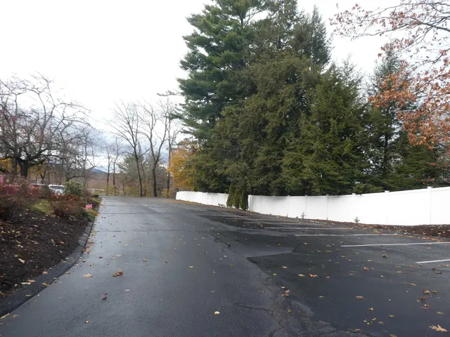 $229,900 | 490 River Road, Unit 3, Manchester, NH 03104