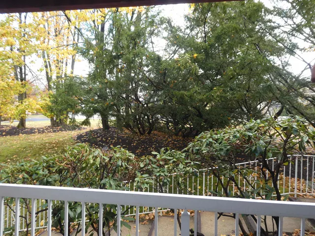 $229,900 | 490 River Road, Unit 3, Manchester, NH 03104