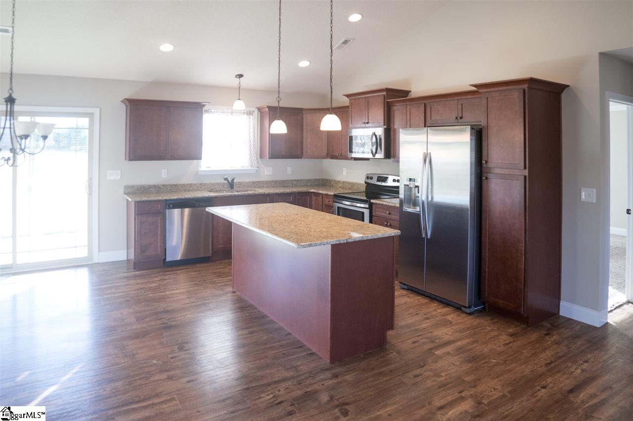 169 Butler Road Lyman, SC 29365 - Photo 2 of 17