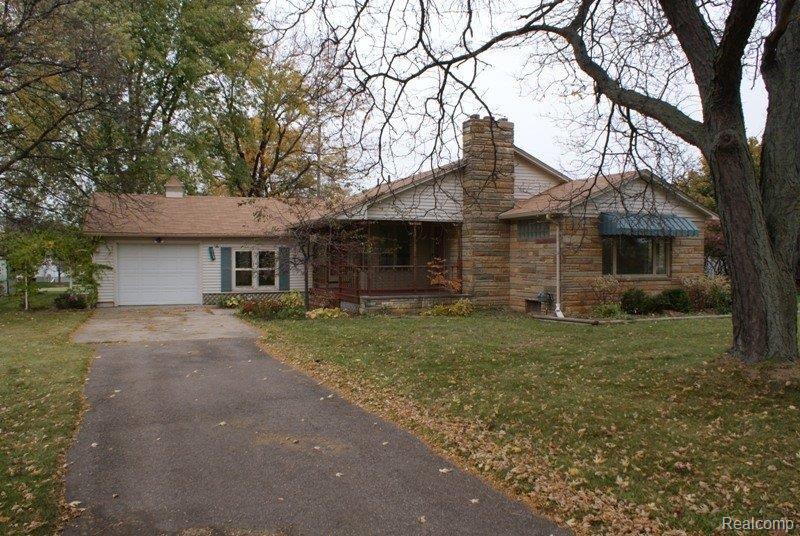 3128 Davison Road Lapeer, MI 48446 - Photo 1 of 17 DSC05333