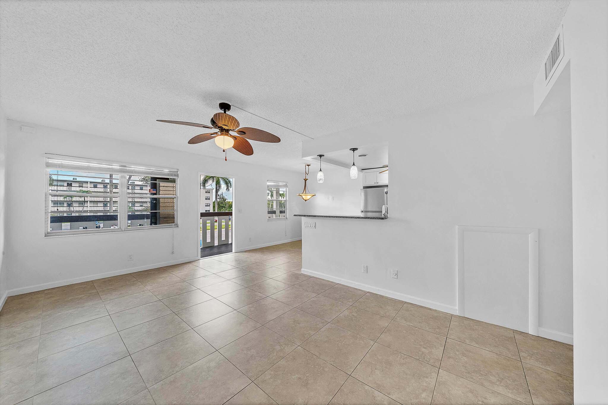 2049 Hythe A Boca Raton, FL 33434 - Photo 14 of 38 17 Living Area (2)
