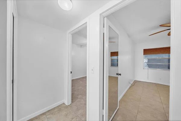 $1,800 | 2049 Hythe A, Boca Raton, FL 33434