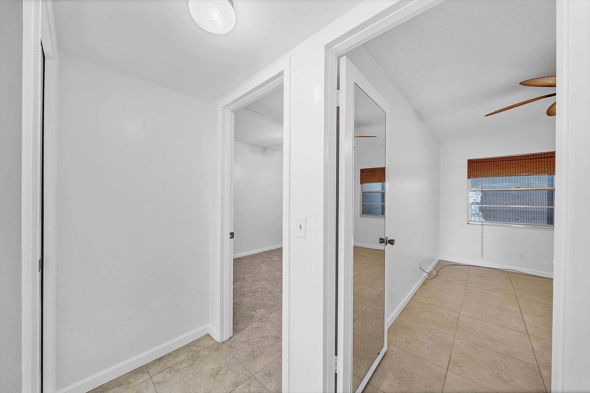 2049 Hythe A Boca Raton, FL 33434 - Photo 16 of 38 8 Foyer (3)