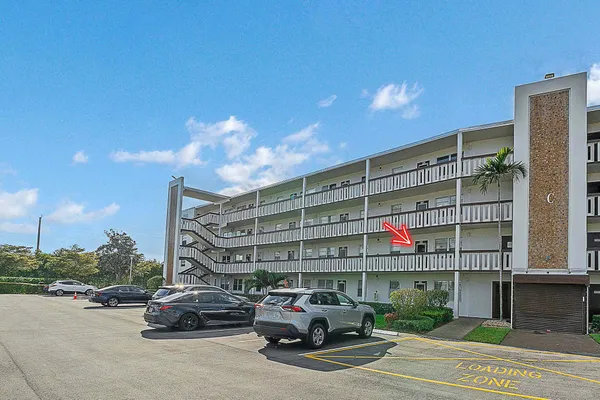 $1,800 | 2049 Hythe A, Boca Raton, FL 33434
