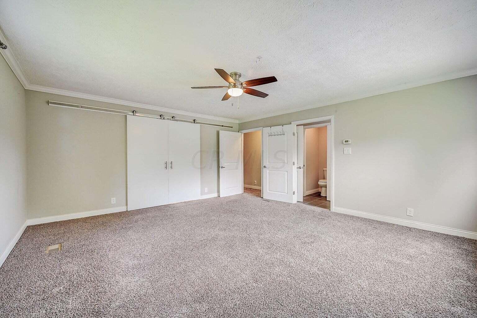 2523 McCutcheon Road Columbus, OH 43219 - Photo 17 of 43 Owners Suite, 2nd Level