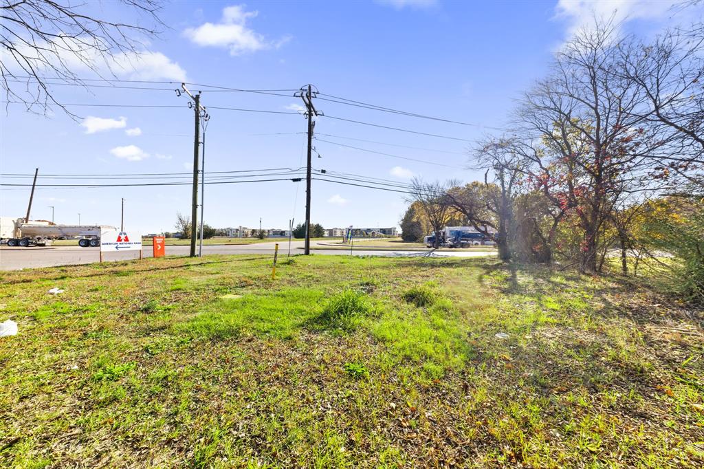 401 East Malloy Bridge Road Seagoville, TX 75159 - Photo 4 of 14 a view of yard with swimming pool