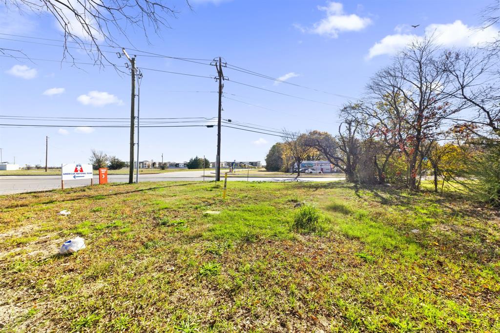 401 East Malloy Bridge Road Seagoville, TX 75159 - Photo 5 of 14 a view of an ocean with a floor to ceiling window