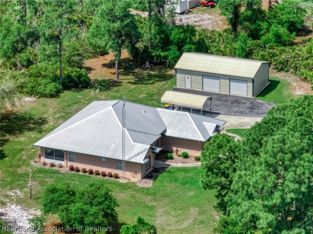3723 Grand Concourse Sebring, FL 33875 - Photo 3 of 36