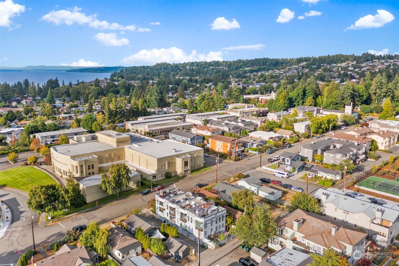 416 Daley Street, Unit C Edmonds, WA 98020 - Photo 33 of 38 a view of city