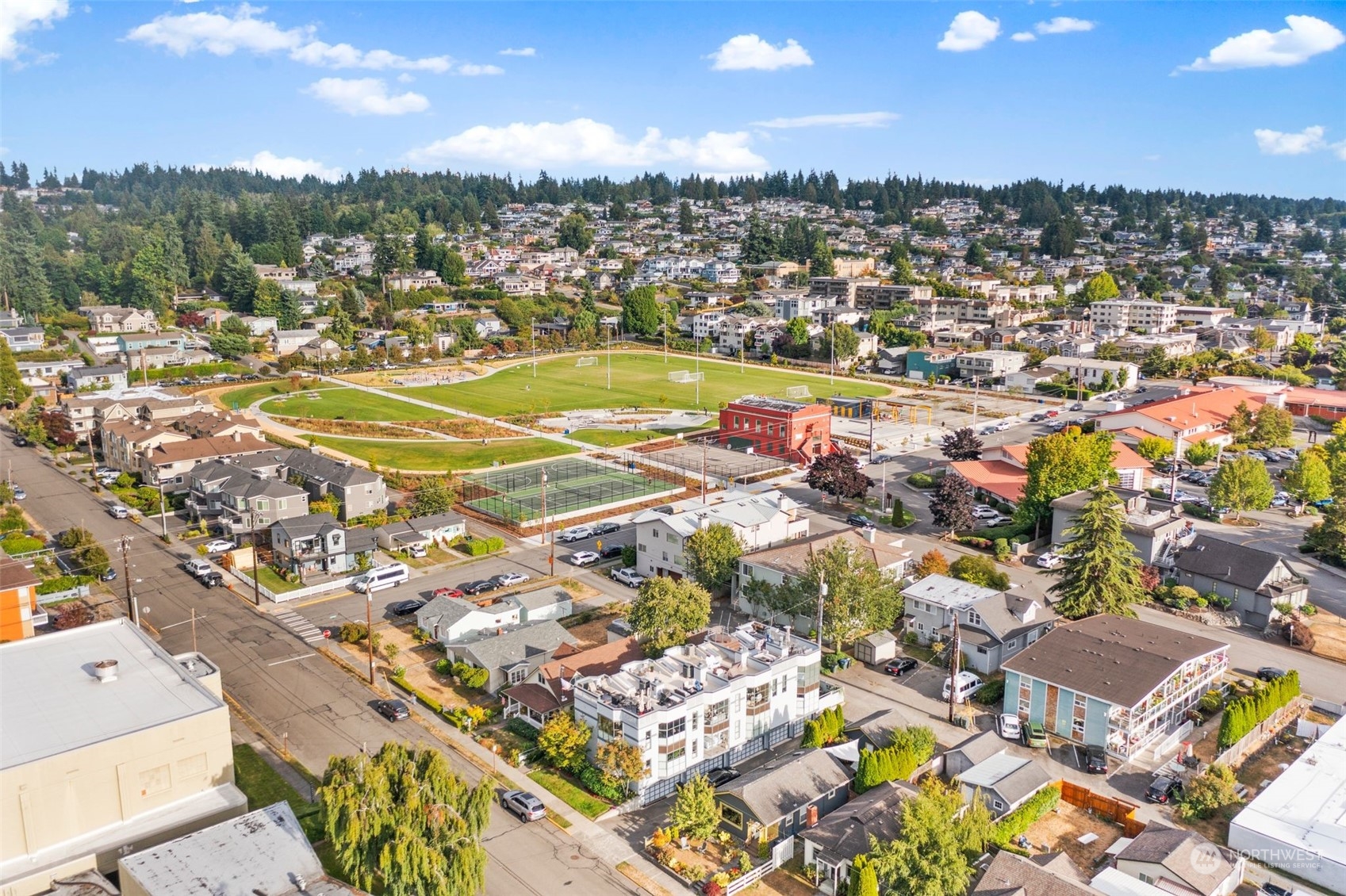 416 Daley Street, Unit C Edmonds, WA 98020 - Photo 34 of 38 an aerial view of residential houses with outdoor space
