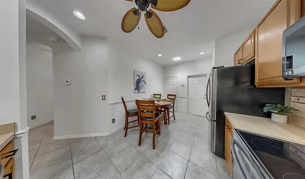$2,000 | 313 Seneca Falls Drive, Apollo Beach, FL 33572