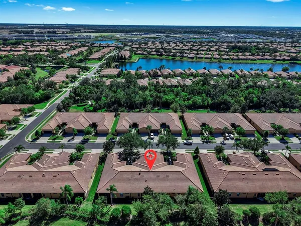 $2,000 | 313 Seneca Falls Drive, Apollo Beach, FL 33572