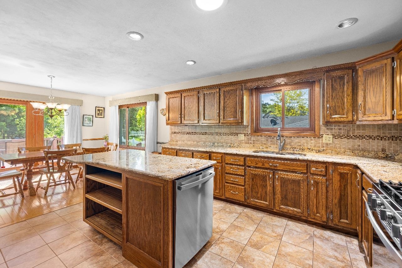 9103 Margaret Street Rothschild, WI 54474 - Photo 12 of 53