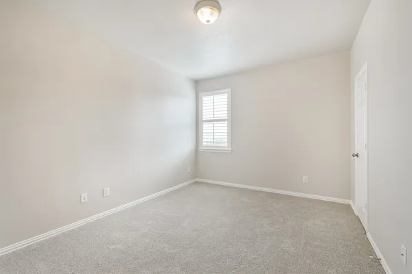 $3,975 | 6 Cordella Place, The Woodlands, TX 77382