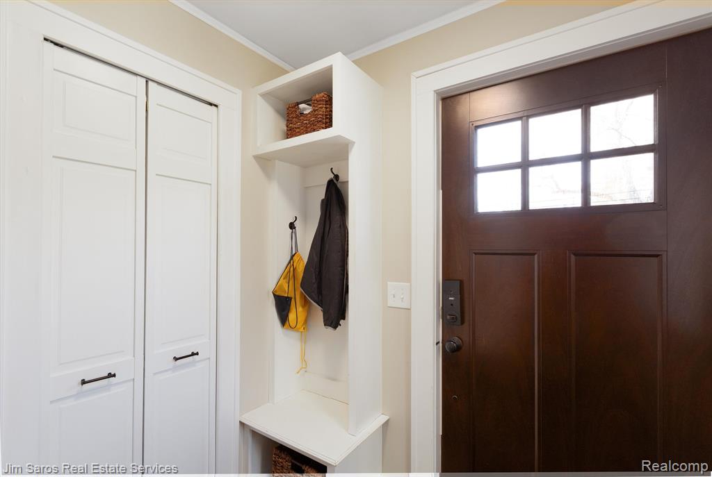 1323 Audubon Road Grosse Pointe Park, MI 48230 - Photo 21 of 40