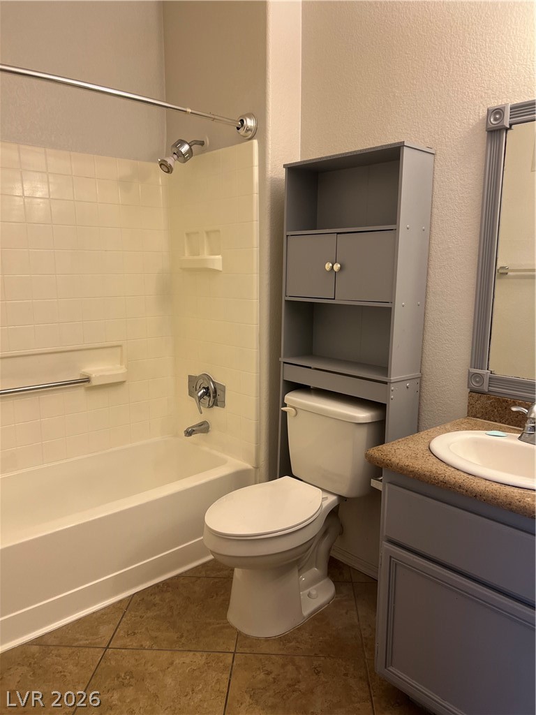 3318 North Decatur Boulevard, Unit 1174 Las Vegas, NV 89130 - Photo 15 of 23 This functional bathroom features a shower-tub combination and ample vanity space.