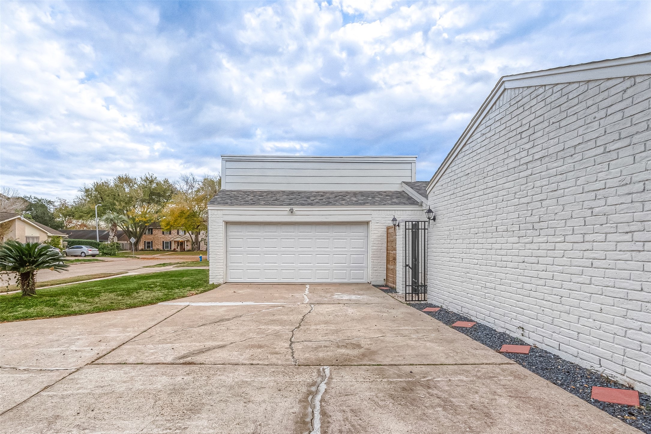 6107 Sanford Road Houston, TX 77096 - Photo 47 of 50