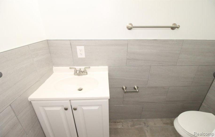 48008 Fuller Road Chesterfield, MI 48051 - Photo 33 of 46