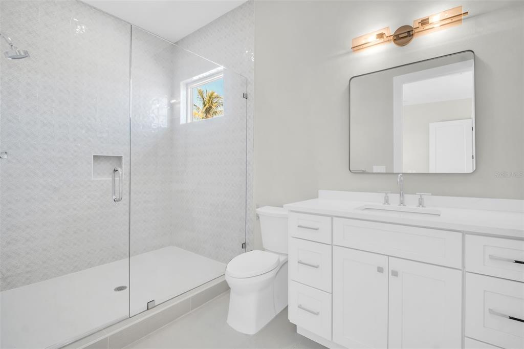 187 145th Avenue, Unit 4 St. Petersburg, FL 33708 - Photo 23 of 61