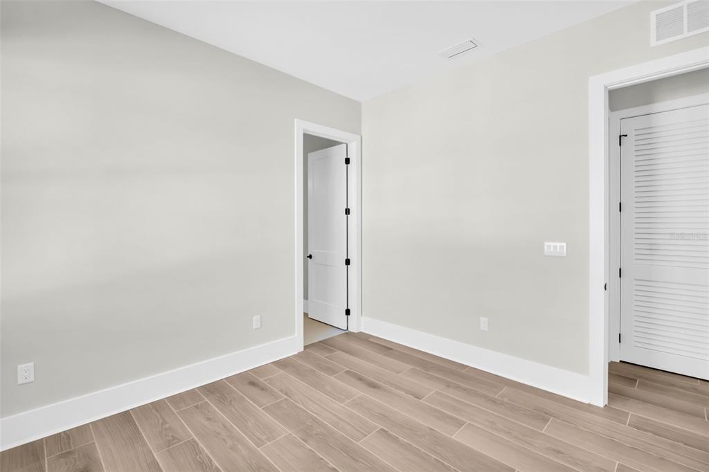 187 145th Avenue, Unit 4 St. Petersburg, FL 33708 - Photo 25 of 61