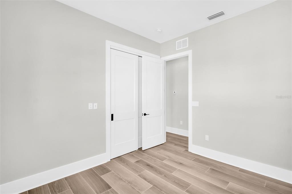 187 145th Avenue, Unit 4 St. Petersburg, FL 33708 - Photo 26 of 61