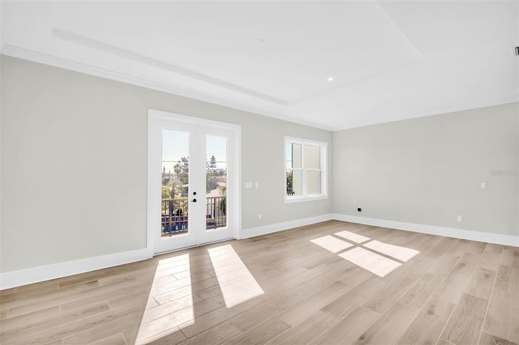 187 145th Avenue, Unit 4 St. Petersburg, FL 33708 - Photo 34 of 61