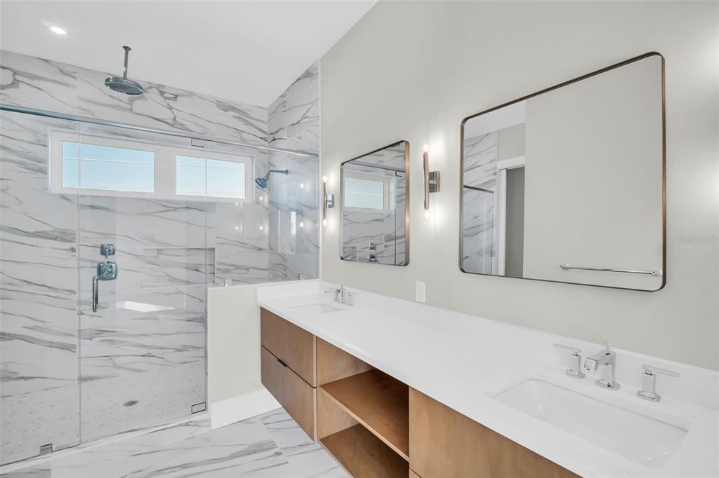 187 145th Avenue, Unit 4 St. Petersburg, FL 33708 - Photo 37 of 61