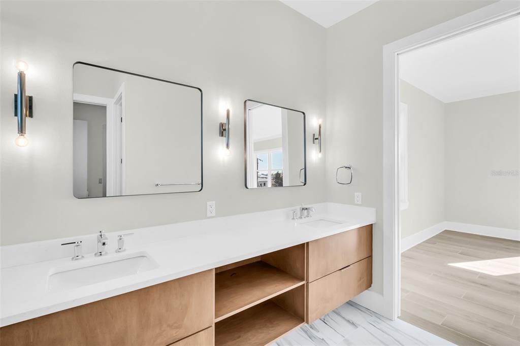 187 145th Avenue, Unit 4 St. Petersburg, FL 33708 - Photo 38 of 61