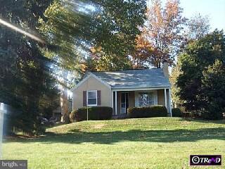 24 Cameron Road Huntingdon Valley, PA 19006 - Photo 1 of 1 Gallery Image 1