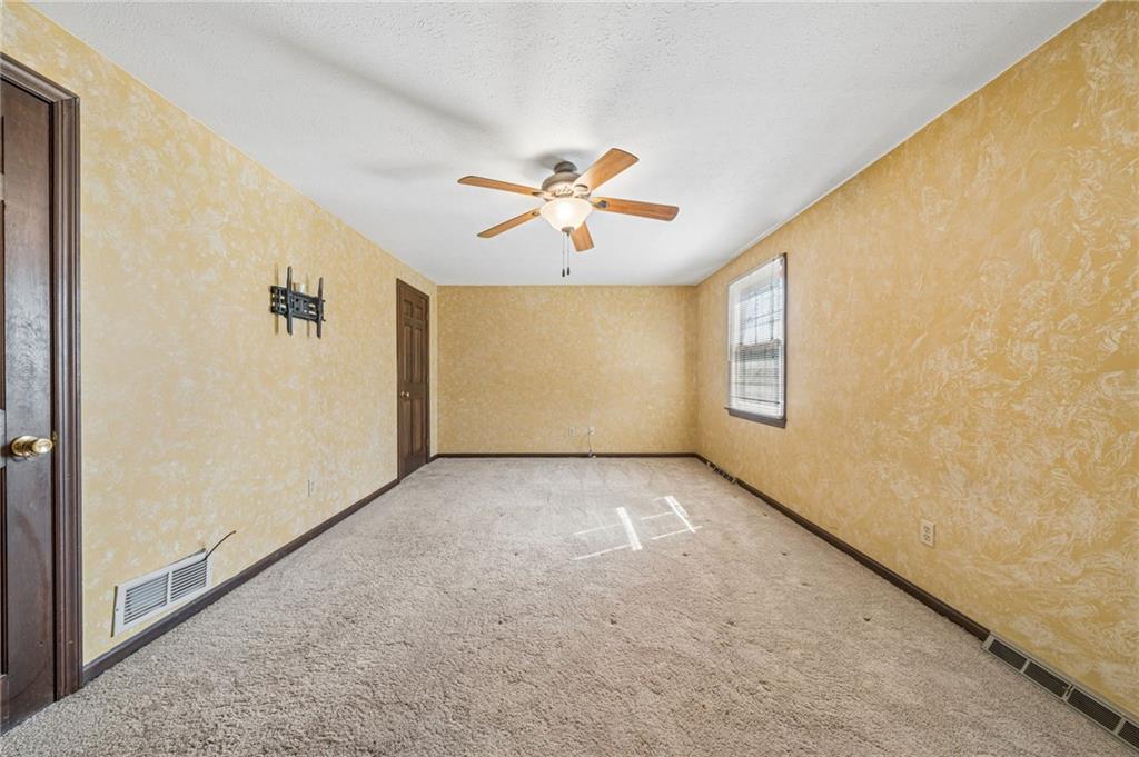 3638 School Road Murrysville, PA 15668 - Photo 21 of 40