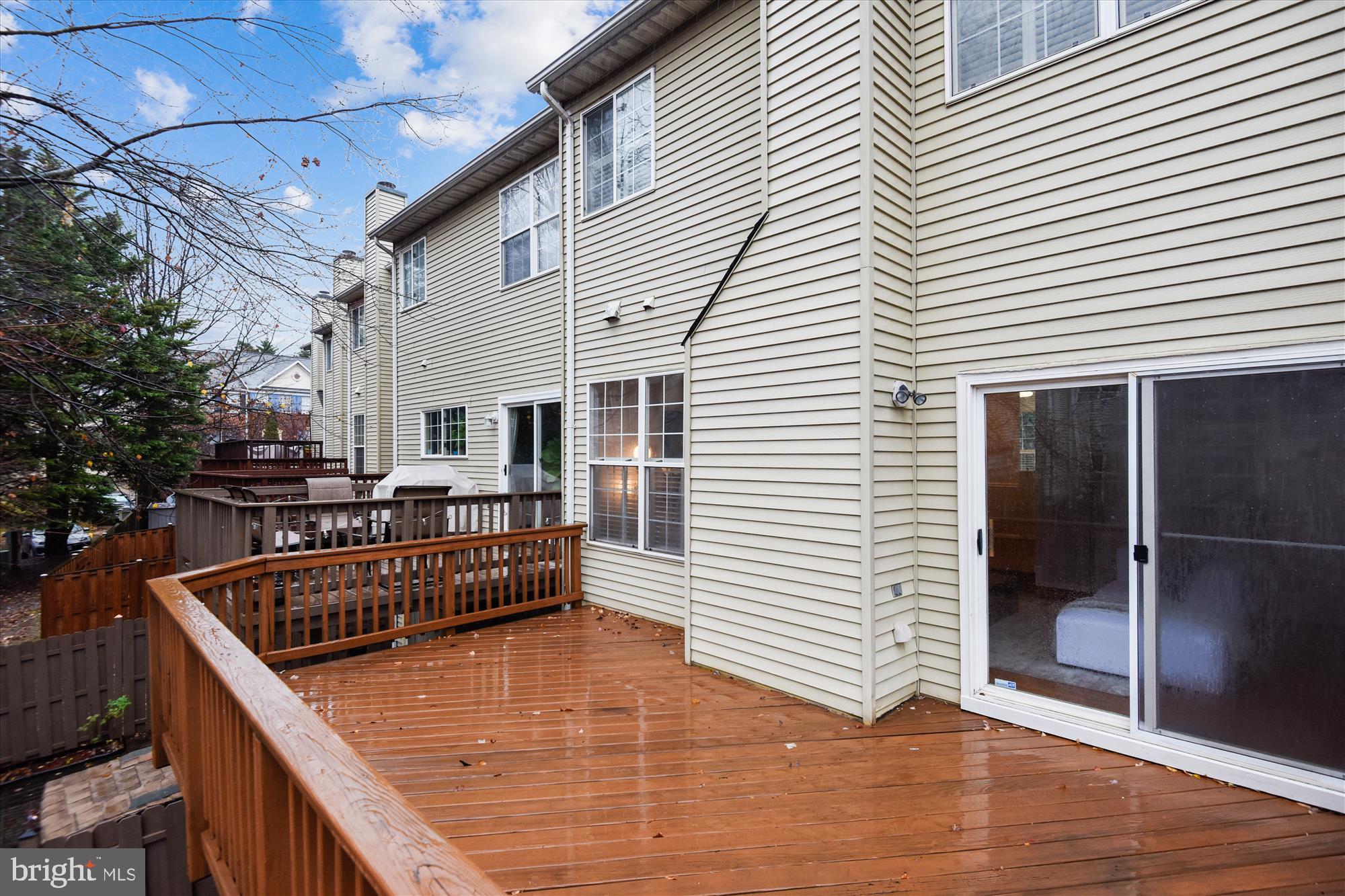 2828 Roesh Way Vienna, VA 22181 - Photo 12 of 36 Deck