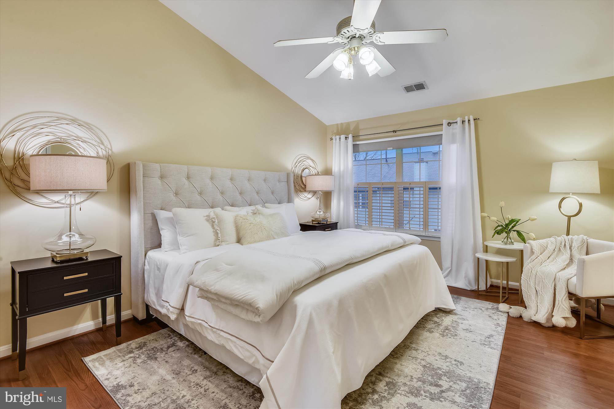 2828 Roesh Way Vienna, VA 22181 - Photo 14 of 36 Vaulted Ceiling in Owner's Bedroom