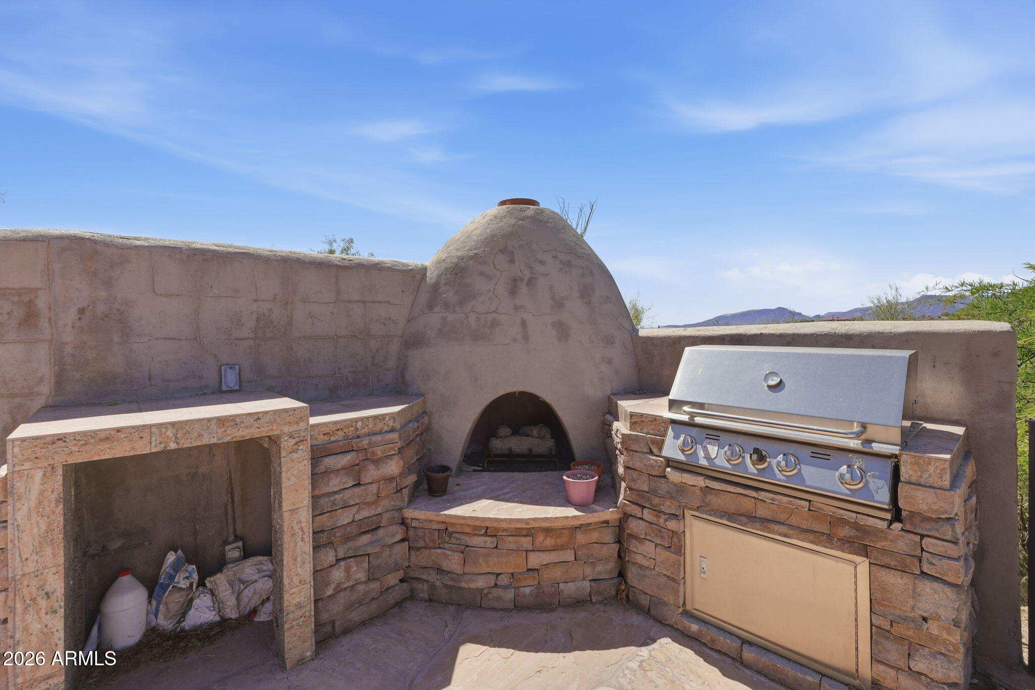 38211 North Sombrero Road Carefree, AZ 85377 - Photo 42 of 50 KIVA FP BY POOL