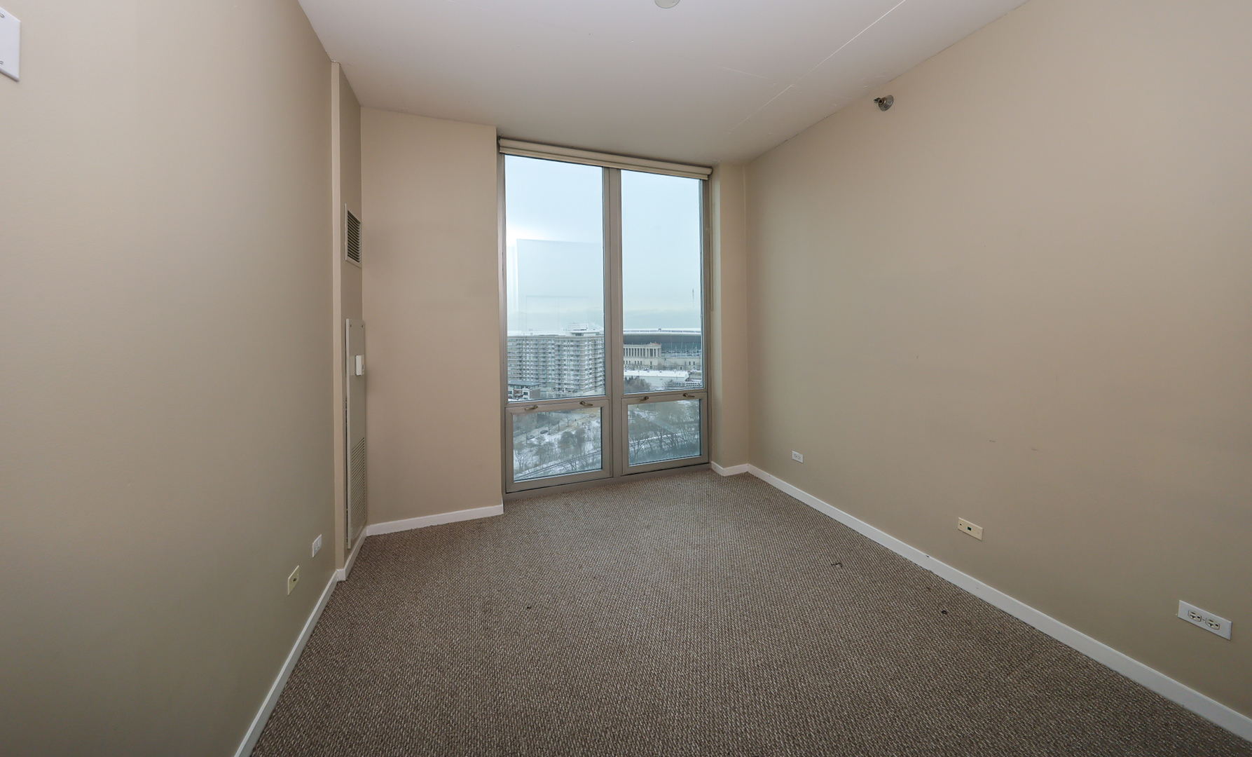 1600 South Indiana Avenue, Unit 1503 Chicago, IL 60616 - Photo 12 of 16