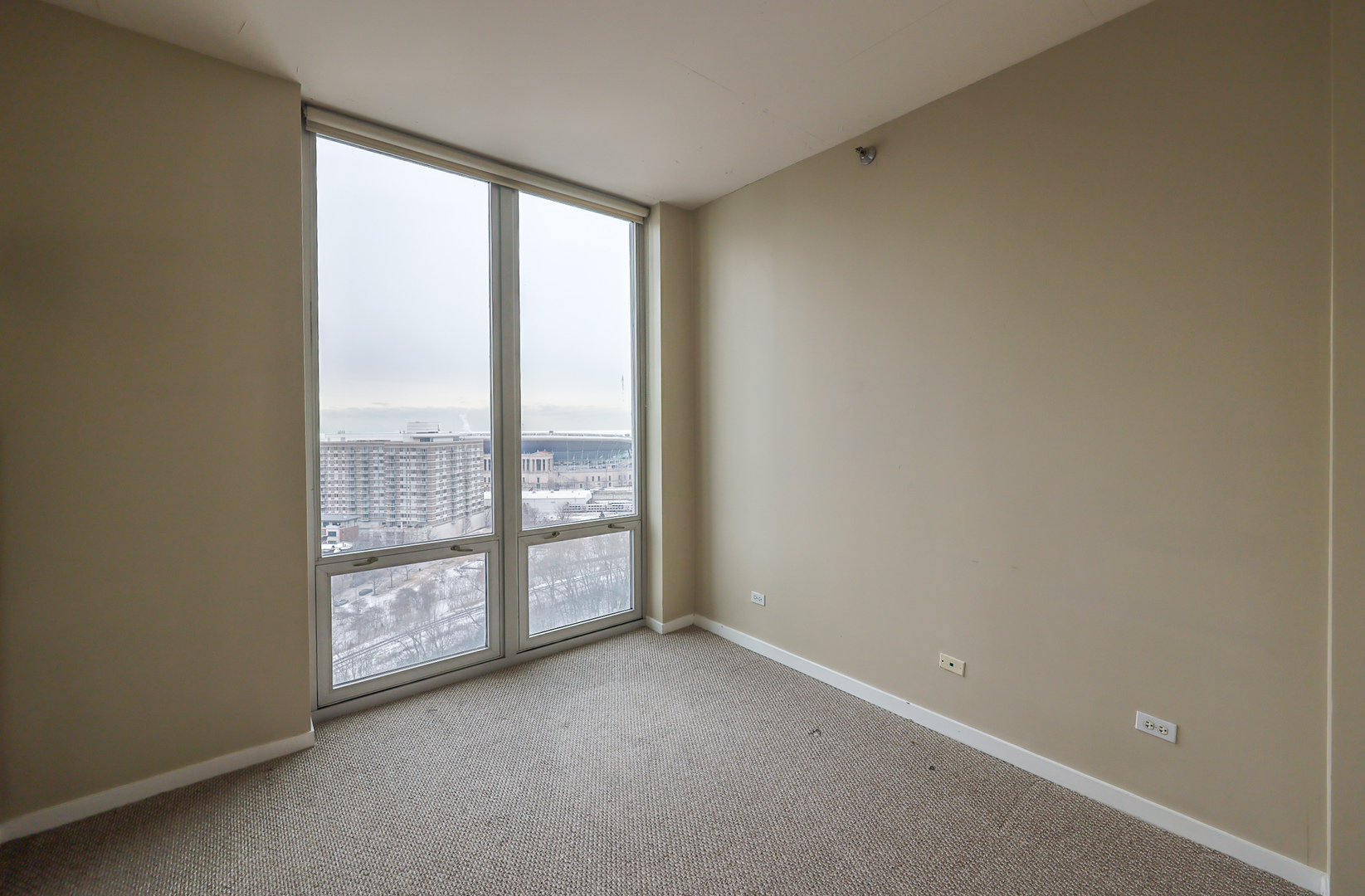 1600 South Indiana Avenue, Unit 1503 Chicago, IL 60616 - Photo 4 of 16