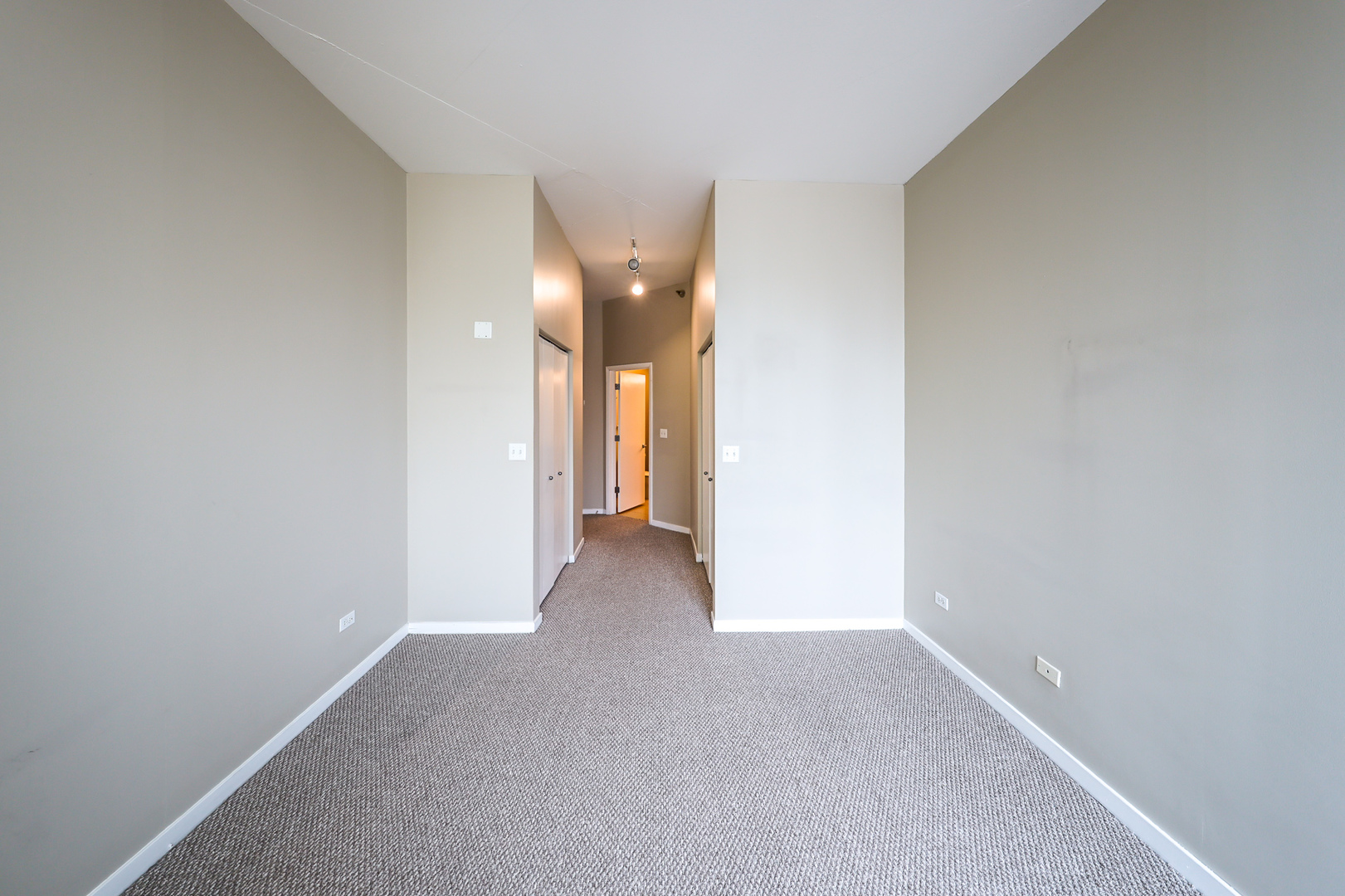 1600 South Indiana Avenue, Unit 1503 Chicago, IL 60616 - Photo 5 of 16